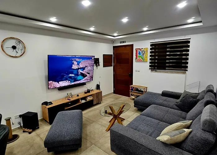 Platinum Court Gazde/Camere de închiriat Marsaskala